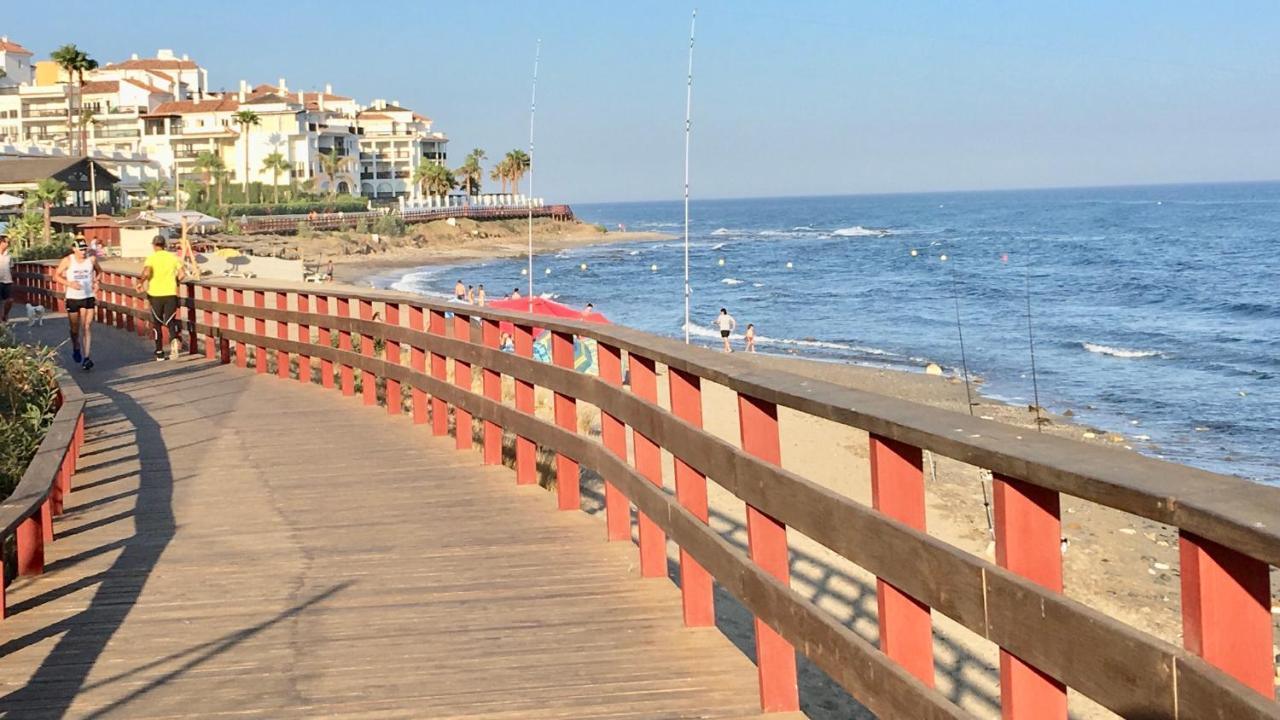Mi Capricho 3-5 Beachfront- Apartment With Sea Views In Costa Del Sol Sitio de Calahonda Bagian luar foto