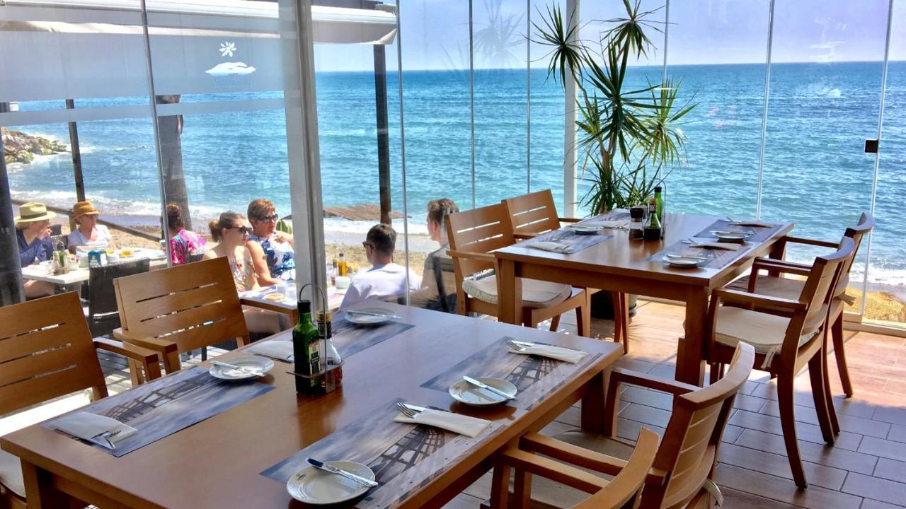 Mi Capricho 3-5 Beachfront- Apartment With Sea Views In Costa Del Sol Sitio de Calahonda Bagian luar foto