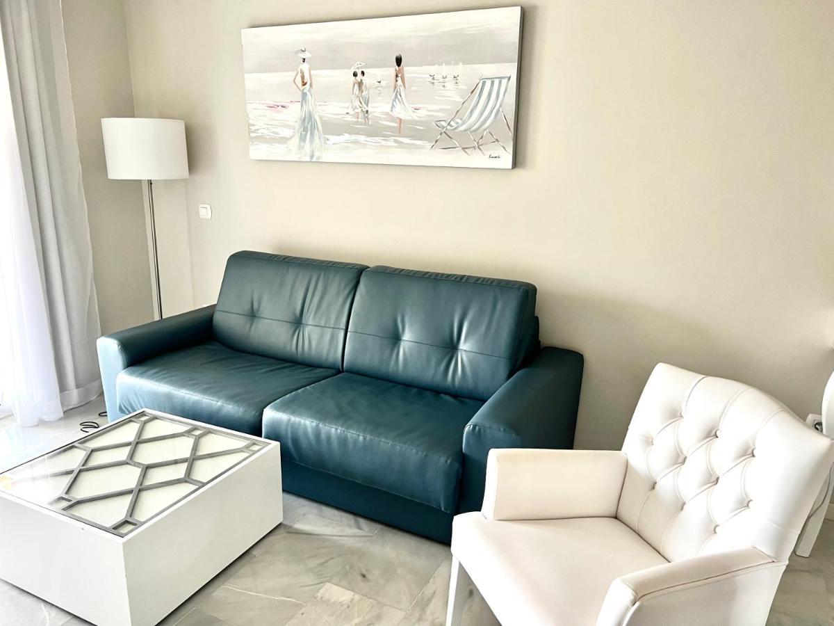 Mi Capricho 3-5 Beachfront- Apartment With Sea Views In Costa Del Sol Sitio de Calahonda Bagian luar foto